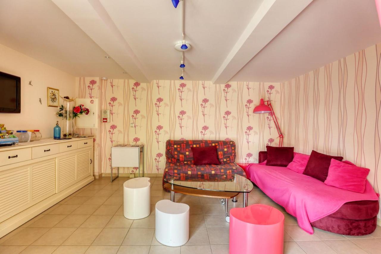 Maison Spacieuse Avec Jardin Pres De Le Bouffay Commes Ngoại thất bức ảnh